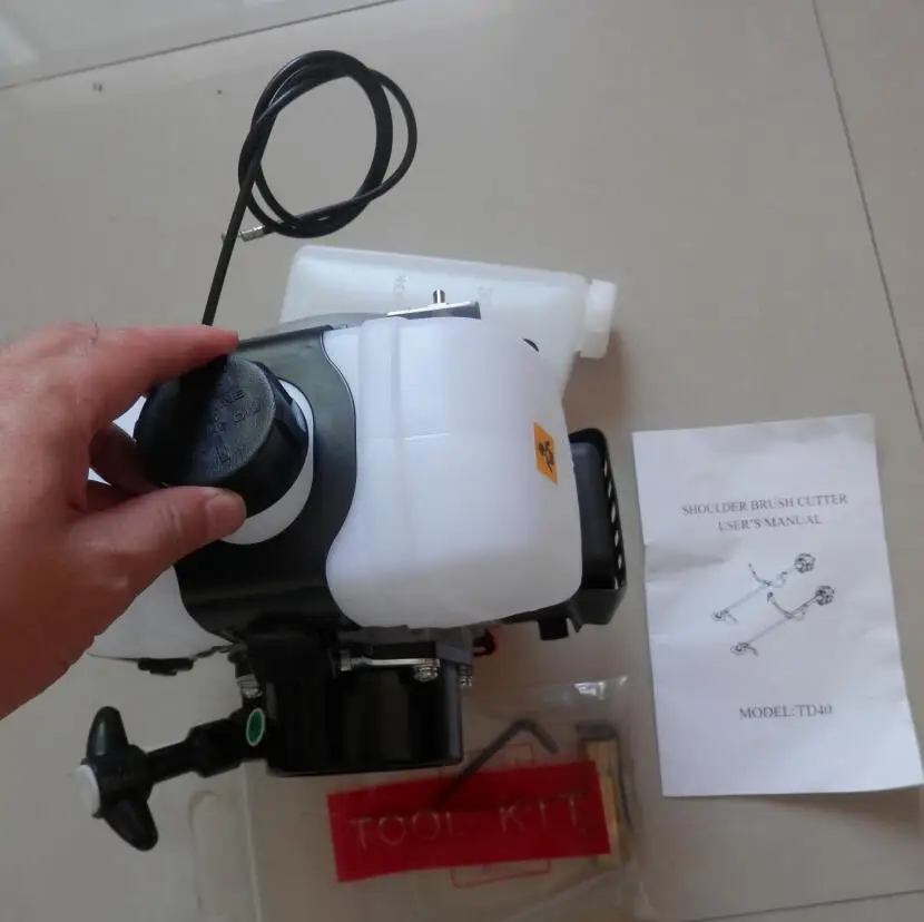 TD40 GASOLINE ENGINE 1