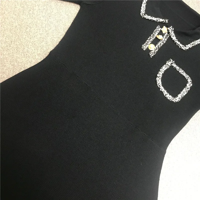 Роскошное дизайнерское Брендовое трикотажное платье для женщин, Повседневное платье с кукольным воротником и кисточками сзади, трикотажное платье Хепберн черного цвета