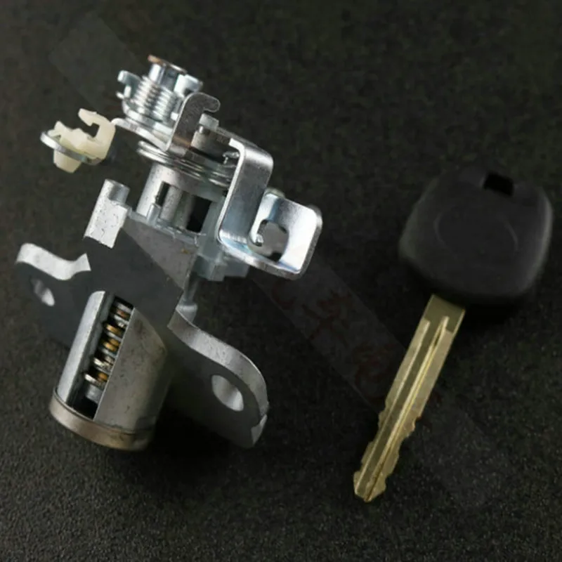 Buy DAKATU Car door lock cylinder for Toyota Camry