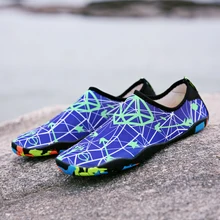 Новинка года; модная мужская водонепроницаемая обувь; пляжные туфли без застежки для плавания; Летние Стильные водонепроницаемые туфли унисекс; пляжные Тапочки