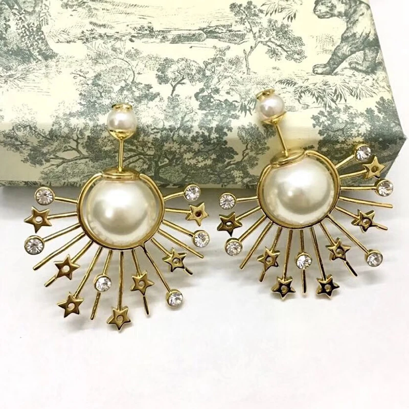 

Trendy Peals Round Stud Earrings for Women Flashing Jewelry Gifts