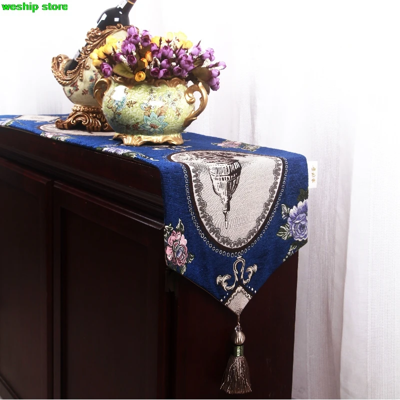 High-end fashion French luxury Table flag Table flag The bar of the flag cover