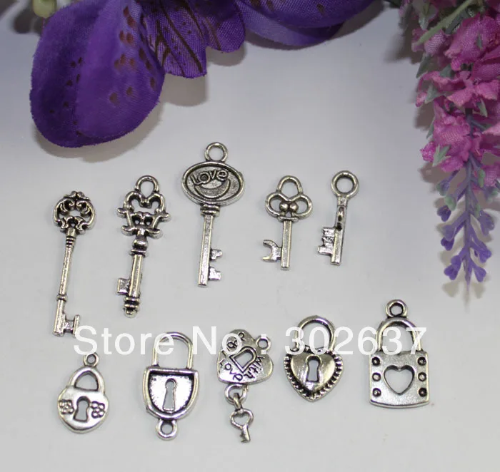 

FREE SHIPPING 50PCS Mixed Lots of tibetan silver Lock and Key Charms #22468