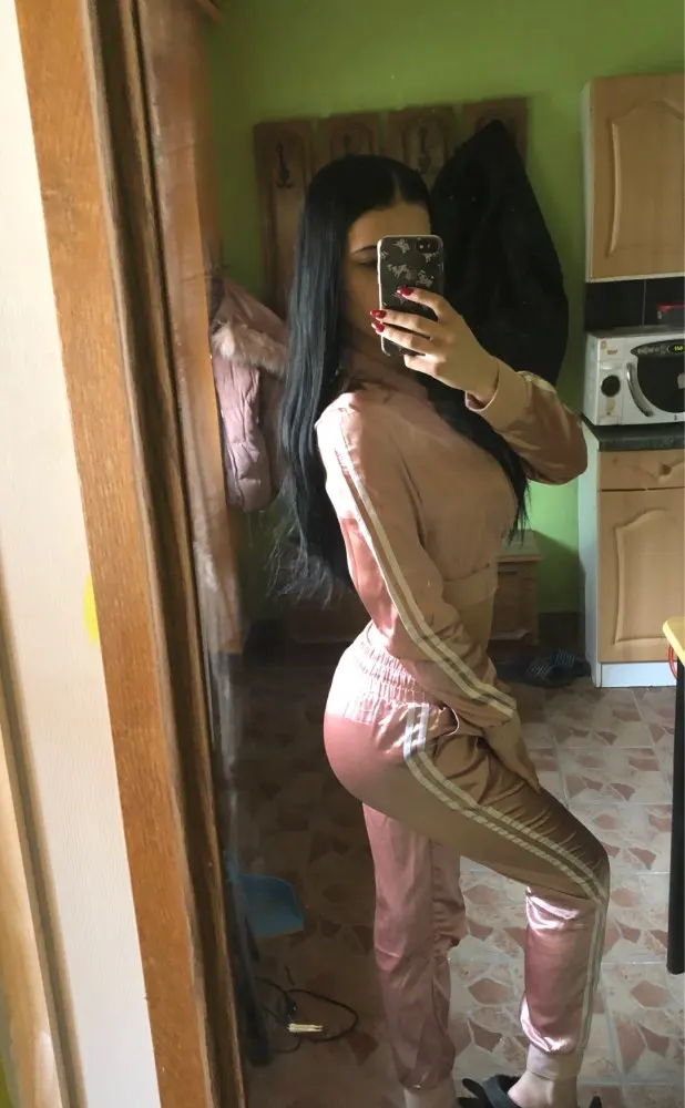 UTB8ZtvIqgnJXKJkSaelq6xUzXXaq
