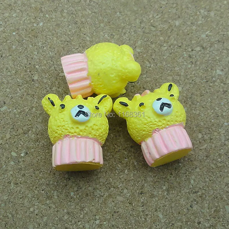 1pcs resin yellow bear plate cake 15mm Cabochons Scrapbooking Hair Bow Center Card Frame Making Craft DIY B010-2