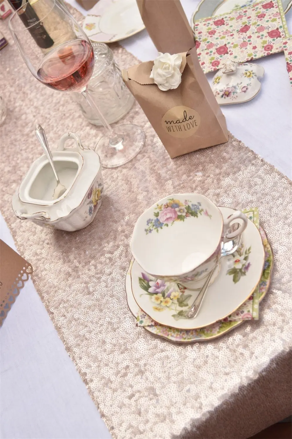 

Champagne Sequin Table Runner-14x108in-Sequin Tablecloth Wholesale Shiny Elegant Sequin Table Runner For Birthday/Party/Wedding