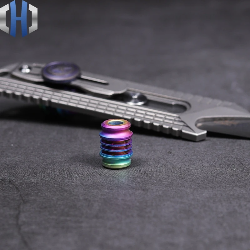 

New EDC Pocket Tool Titanium Alloy Knife Beads V Section Rainbow Version Paracord Beads