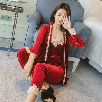 

Gold Velvet Ladies Pajamas Three-piece Suit Autumn and Winter Sexy Lace Condole Belt Robe South Korea Coral Fleece Home Clothing
