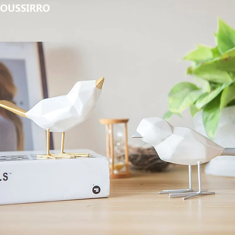 Kopen OUSSIRRO Noord europa Creative Resin Home Decor Ambachten Kamer Desktop Decoratie Handwerk Resin Birdie Bruiloft decoratie