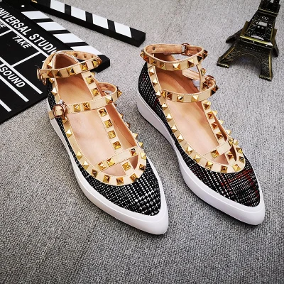 

2019 new flat shoes female shallow mouth rivet tip British plaid platform shoes