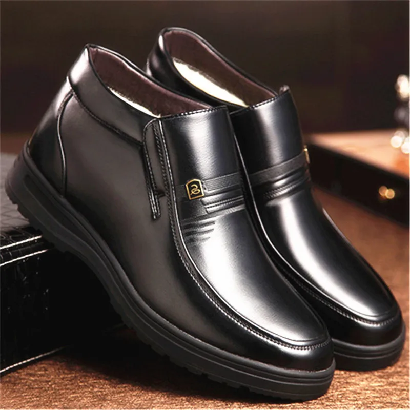 

Quality Platform Men's Winter Boots 2019 Slip on Formal Dress Shoes with Fur Ankle Boots Leather Warm Cotton Dad Shoes