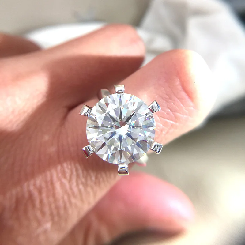 6 carat moissanite ring