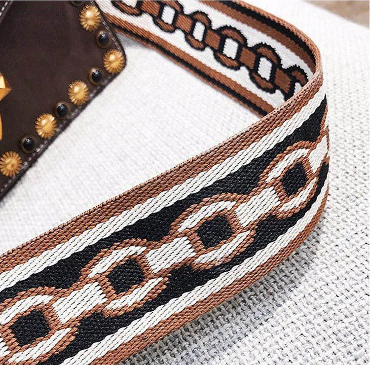 Women's Rivets Vintage Leather Crossbody Bag Small Black Brown Punk Handbag Lock Decoration Shoulder Bag Designer Cross Body Bag (17)