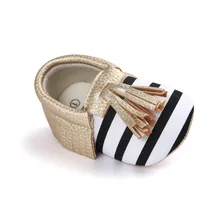 Новые детские мокасины для новорожденных, обувь для малышей, модная мягкая подошва с кисточками для младенцев из кожи ПУ, ботинки для малышей, первые ходунки для малышей Bebe