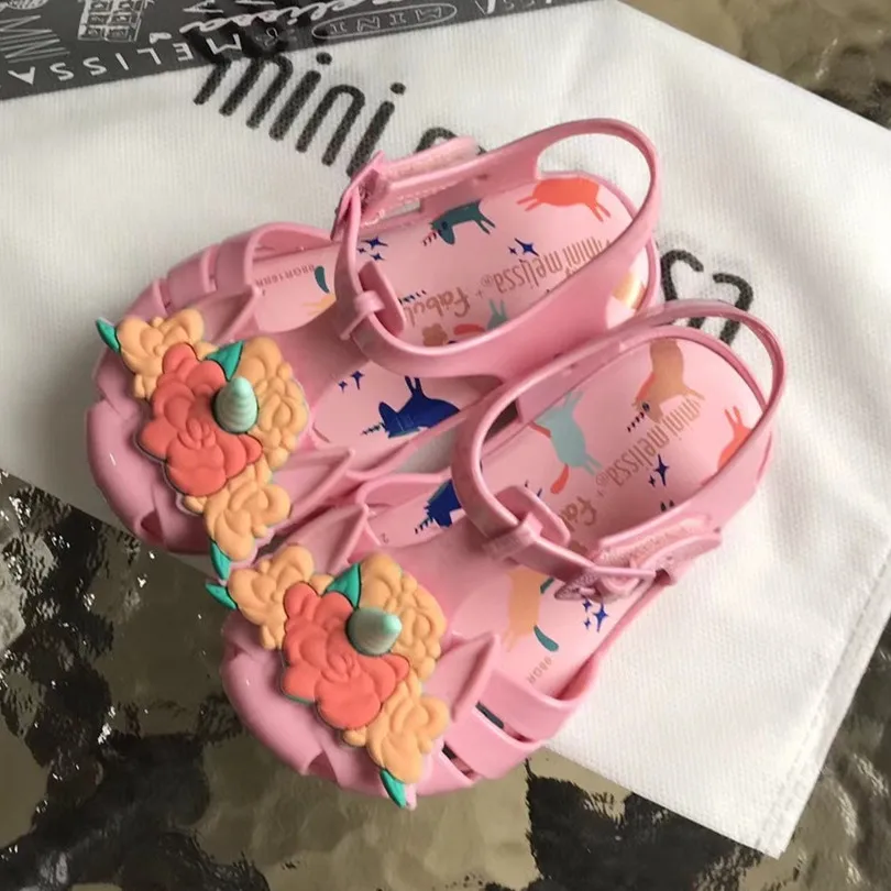 Mini Melissa/ оригинальные брендовые прозрачные сандалии с единорогом и цветами для девочек; римские сандалии для девочек; нескользящие сандалии Melissa для малышей