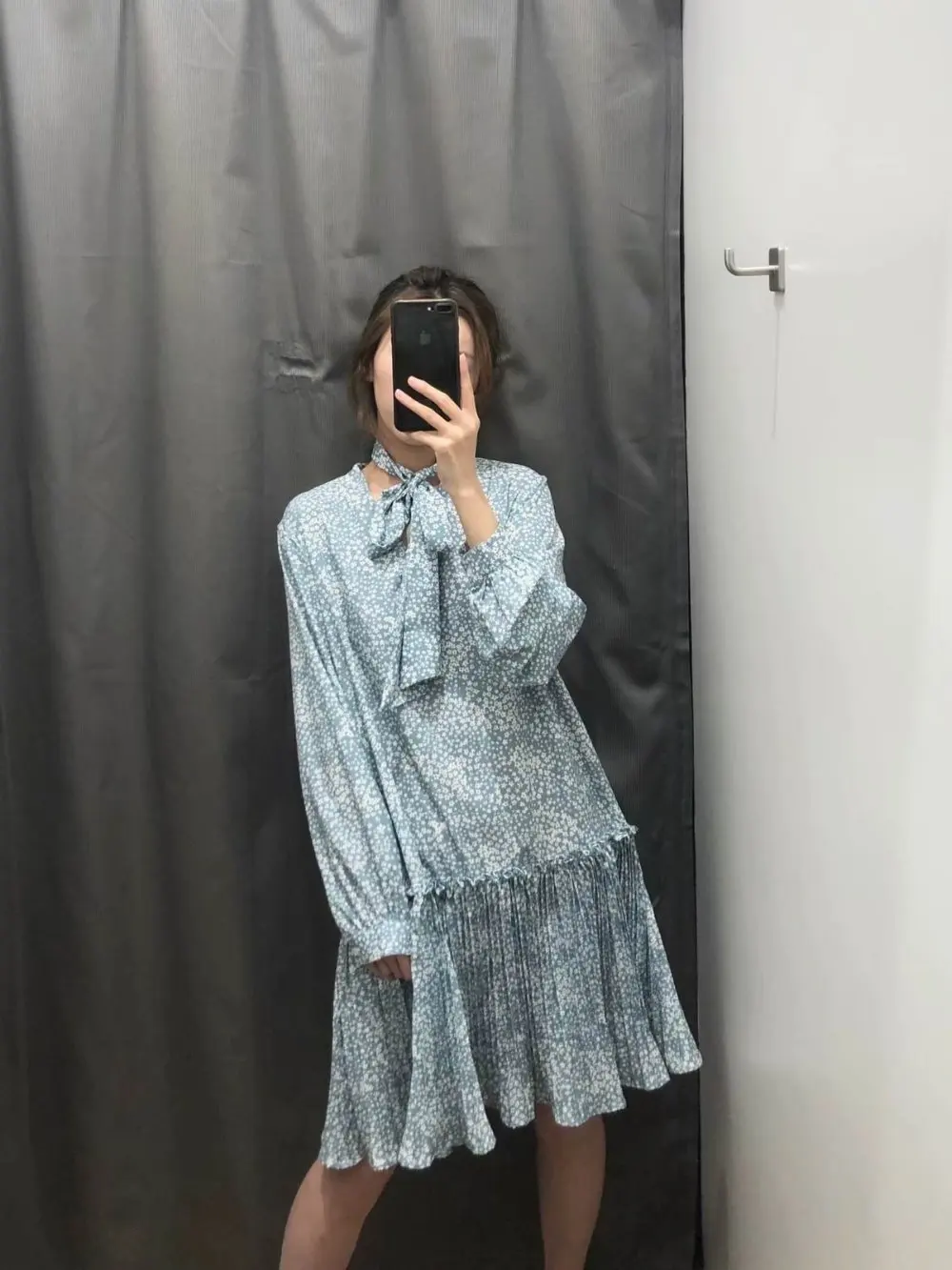  (16)