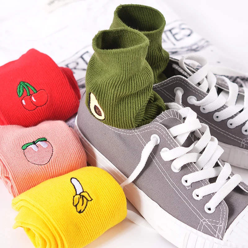 

Cute Embroidery Avocado Banana Cherry Peach Cartoon Fruit Print Girls Kawaii Socks Korean Harajuku Pile Funny Socks