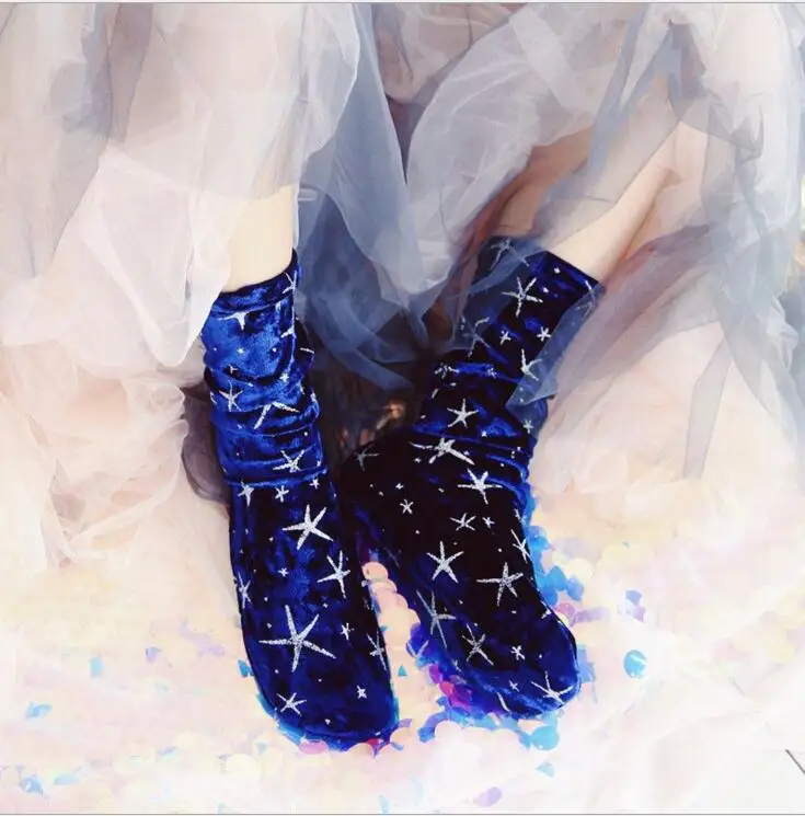 

2018 New Arrived Korean Style Fashion High quality Stars diamond velvet Glitter Socks Women Winter velvet socks Pile heap socks