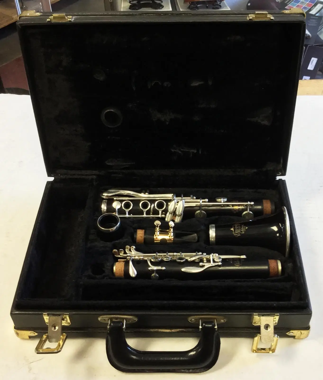 Leblanc France Concerto Professional Wood Bb Case Vandoren