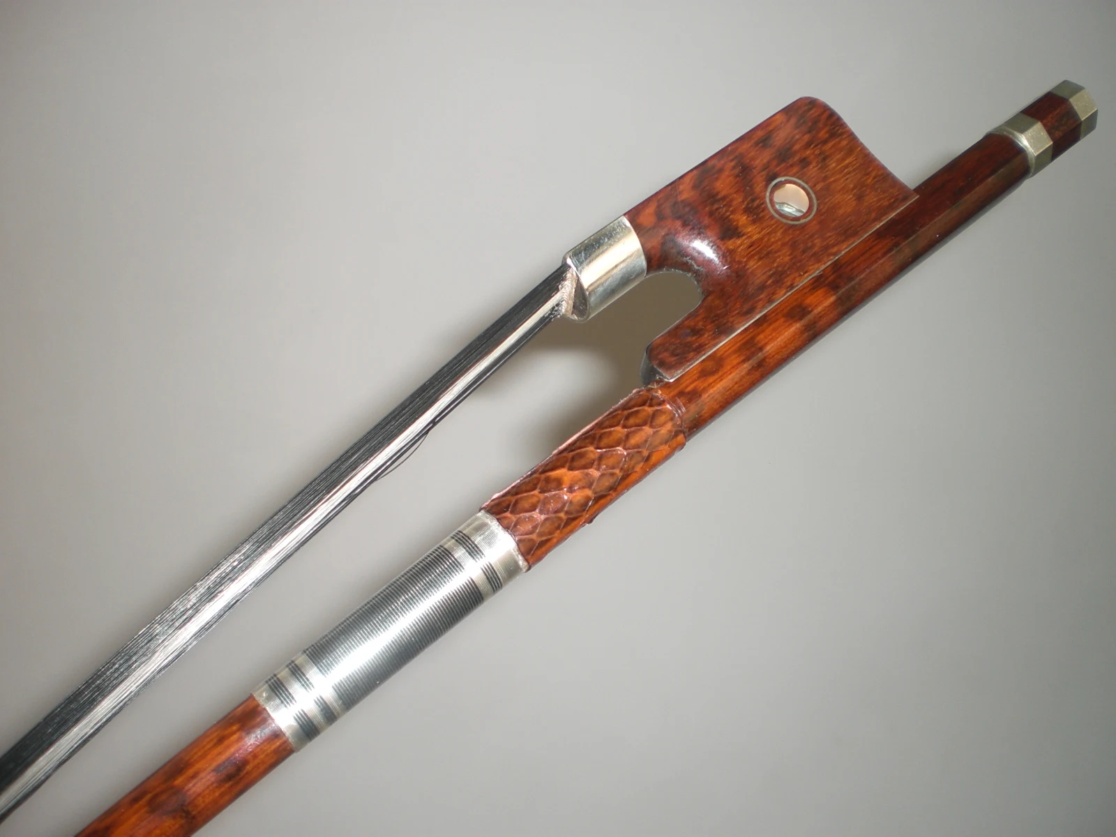 1 PC High Quality Double bass bow 3/4 snake wood bow and frog Balanced