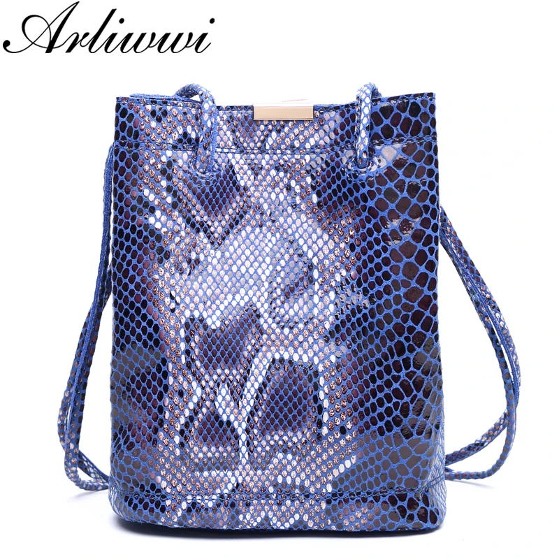 

Arliwwi Elegant Lightweight Convenient Shiny Snake Pattern 100% GENUINE LEATHER Ladies Everyday Use Bucket Shoulder Bags S0946