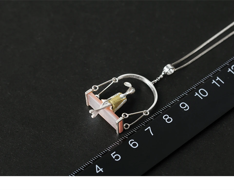 LFJE0098-Miss-Rabbit-Pendant-_10