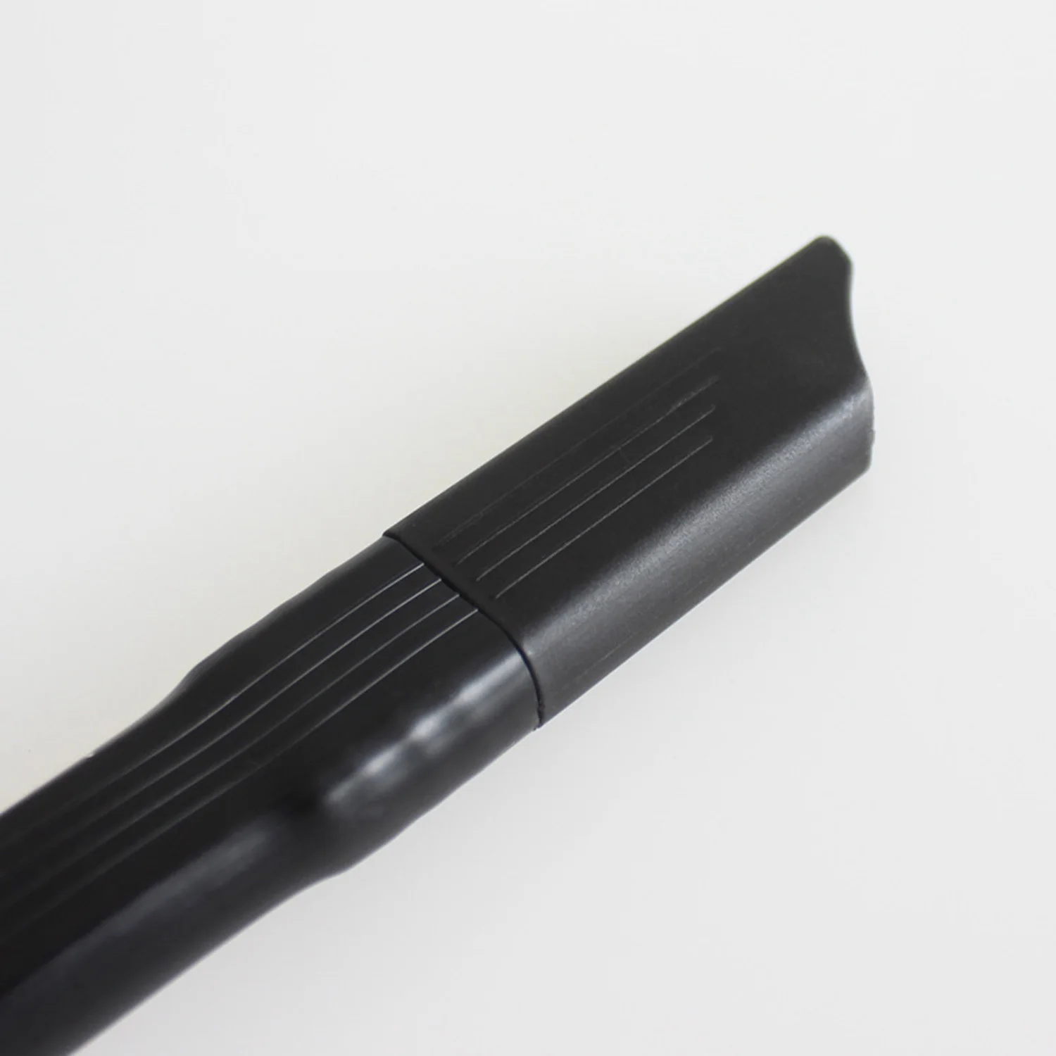 

New Flexible Vacuum Cleaner Brush Crevice Tool Long suction Vacuum Cleaner Accessories For Dyson Vacuum Cleaner Gift