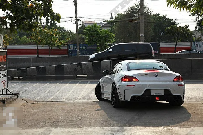 2009-2014 BMW Z4  RW Style FRP body kit(1)
