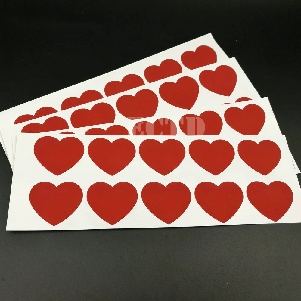 Несколько Цветов Маленькая царапающаяся наклейка 27x32 мм(1,0" x 1,26") в форме сердца для свадебной вечеринки Подарочная скретч-карта