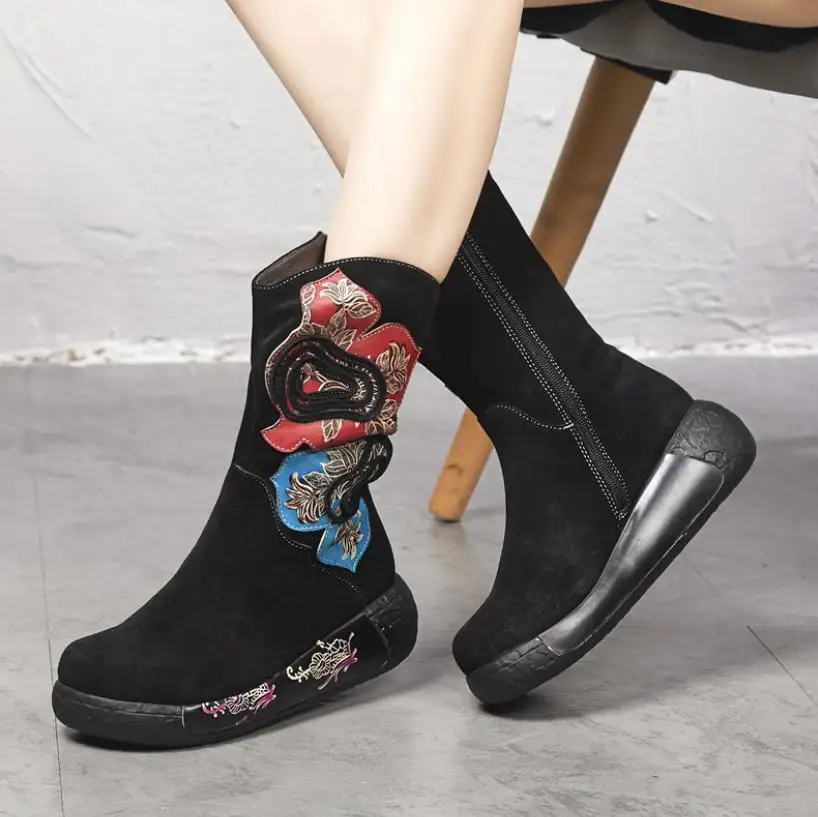 

Autumn and winter new fashion leather thick bottom national wind slope and waterproof platform boots