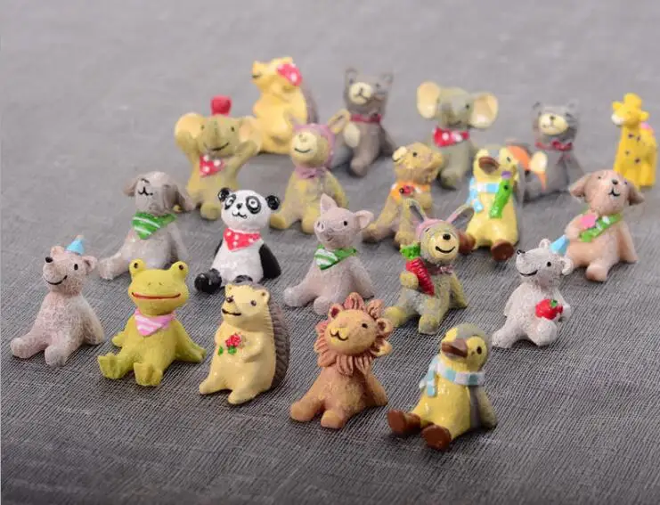 

10pcs/lot high simulation farm animal model toy 3cm kids toys mini animal looking at the sky home decoration