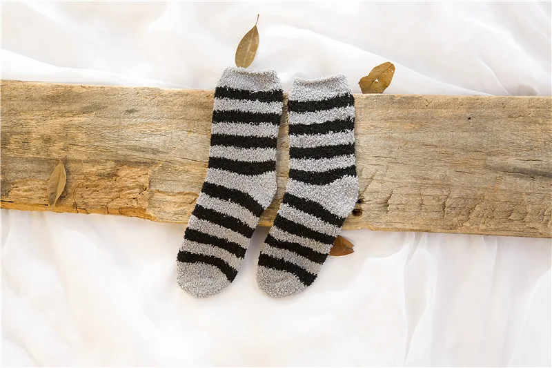 Мужские носки, 1 пара, черные, серые, коричневые полосатые пушистые носки, мягкие махровые зимние теплые домашние пушистые мужские носки - Цвет: Grey