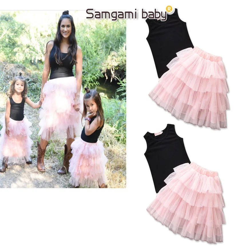 SAMGAMI Семья подходящая друг к другу одежда для родителей и ребенка одежда для девочек, комбинезон платье для мамы и дочки черный жилет юбка-пачка Детские костюмы