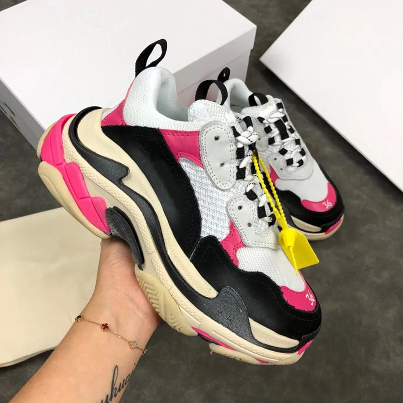

Women Men Sneakers Genuine Leather Running Shoes triple bottom Sport Shoes Men Brand Unisex Breathable Do old Running Shoes