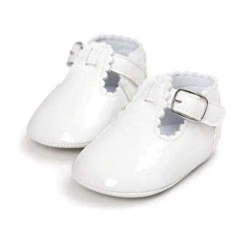Детская нескользящая обувь принцессы с надписью на мягкой подошве; модная обувь для маленьких девочек; милая обувь для новорожденных; обувь для первых шагов - Цвет: white