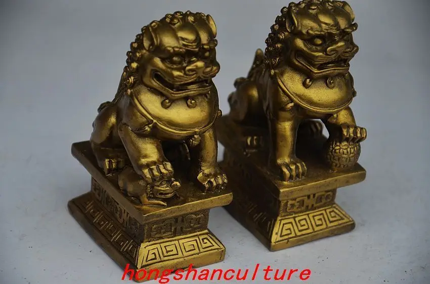 

DECORATION CHINESE BRASS HANDMADE A PAIR LION STATUES