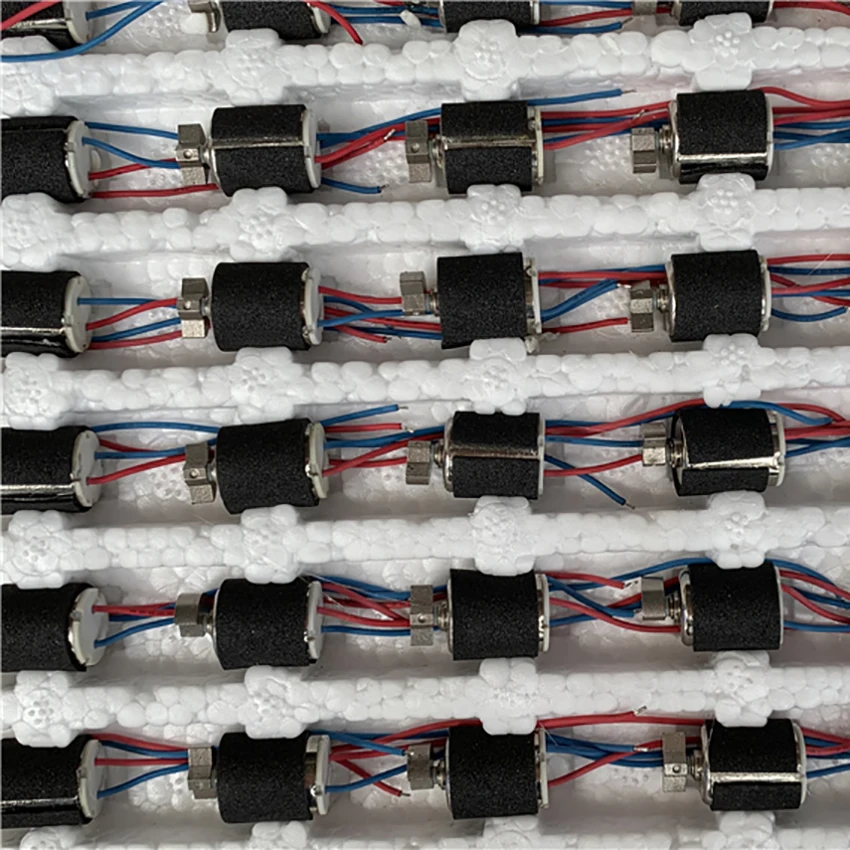 1013 микро безъядерные вибромотор с черным антишоковым хлопком 3,7 V 4,5 V массажер Вибрация маленький мотор переднее Эксцентричное колесо