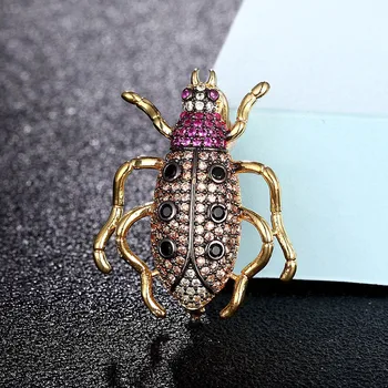 

Zlxgirl jewelry High Quality Cubic Zircon beetle carton brooch for men gifts Copper scarf pins Accessory fashion Brooch Pendant