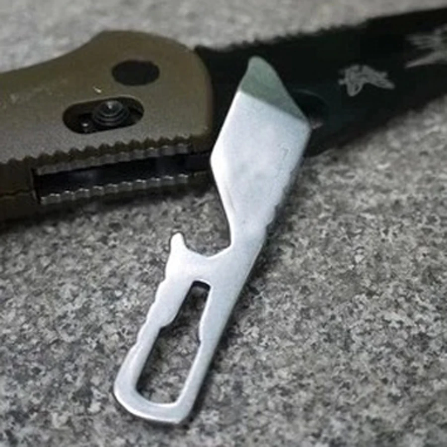 

EDC camping equipment Multi pocket Tools Bottle Opener outdoor Travel mini Crowbar Keychain Portable Wrench for hiking FW068