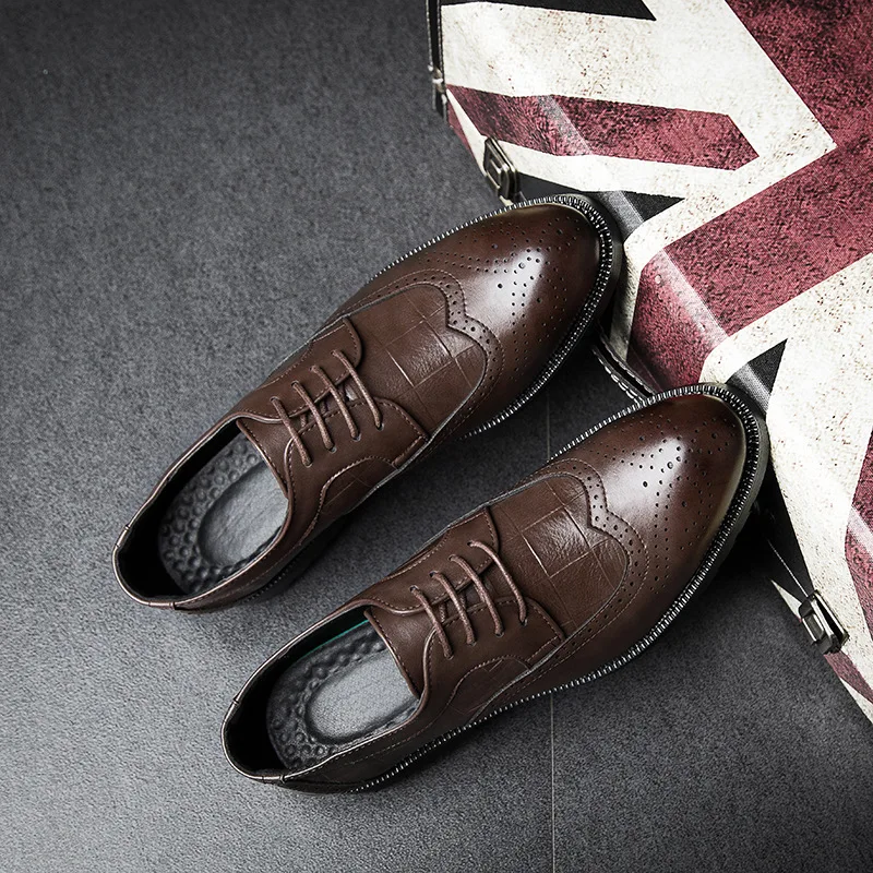 

New Men Dress Shoes Bullock Oxford Leather Man Shoes Luxury Brand Formal Footwear Male Office Shoes For Men