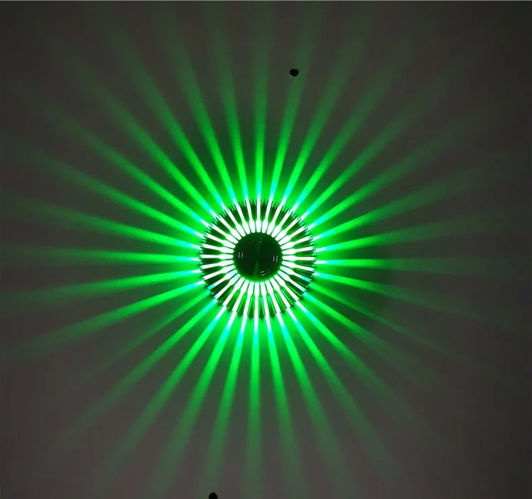 10330859936_1068694132 (1)