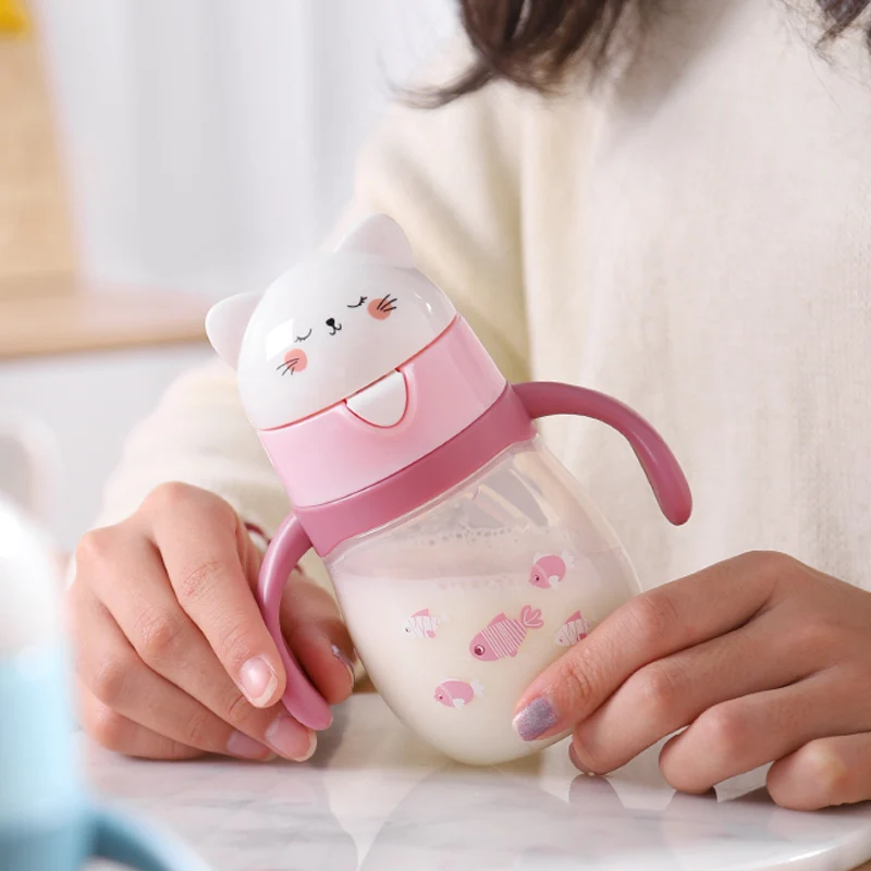 

270ML Plastic Baby Feeding Cup With Straw For Kids Babies Leak-poof Learn Drinking Water Bottle Handle BPA Free