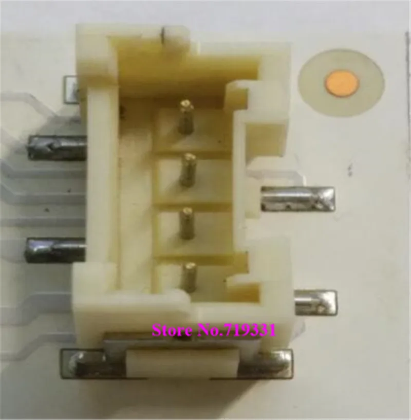 

500pcs JST 2.5mm 4P Vertical Needle Plug 4P