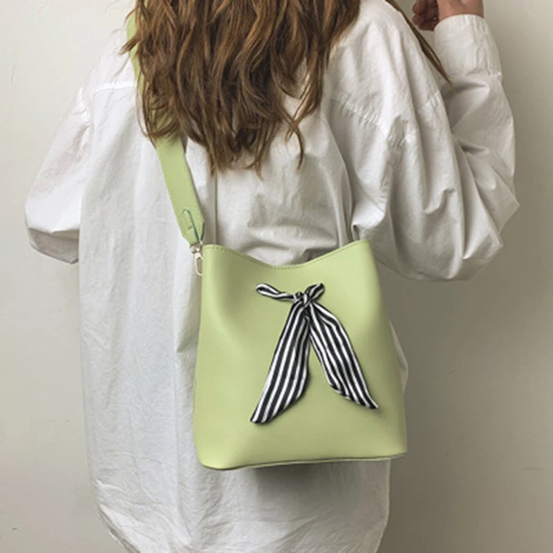 

2019 new trend fashion bucket bag Messenger multifunctional retro girl wild silk scarf elegant shoulder portable female bag