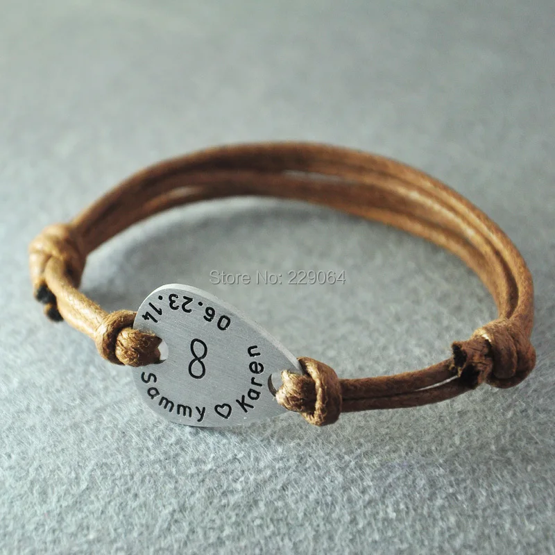 Pulsera De Cuero infinito personalizada Mens Púa de