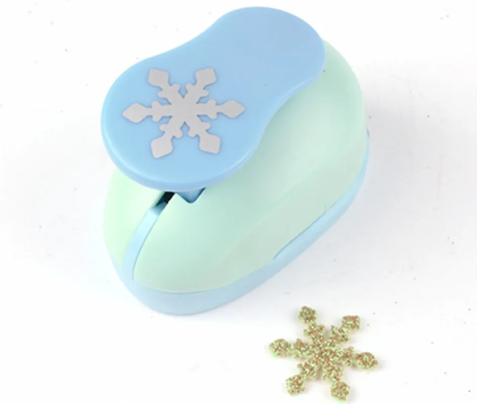25mm new snowflake paper punches for scrapbooking Diy tools christmas snow shape craft punch diy