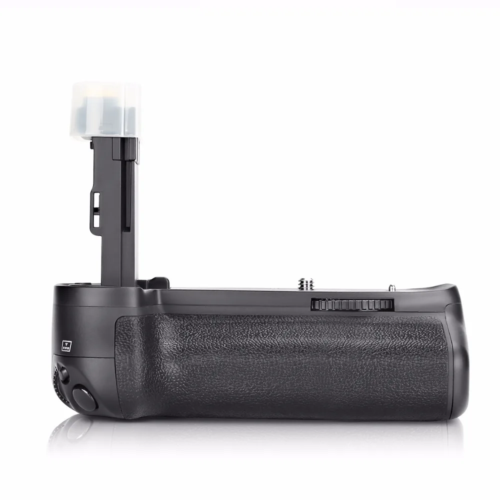 Meike MK-6D2 Pro  Battery Grip Built-in 2.4GHz