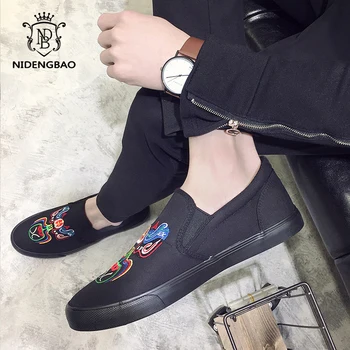 

NIDENGBAO 2020 Summer Brand Men's Casual Shoes Breathable Canvas Shoes High Quality Male Fashion Embroidery Walk Shoes for Men