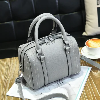 

Fashion Women's Genuine Leather Handbags High Quality Shoulder CrossBody Bags Ladies Messenger Bag Rivet Women Bags Tote Bag