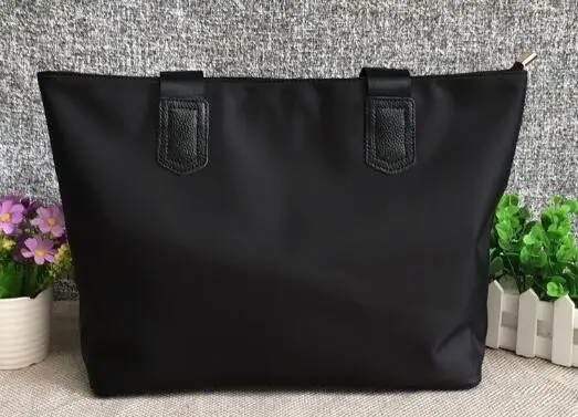 2019 new best selling waterproof one shoulder solid color simple ladies bag 2019 new best selling waterproof one shoulder solid color simple ladies bag